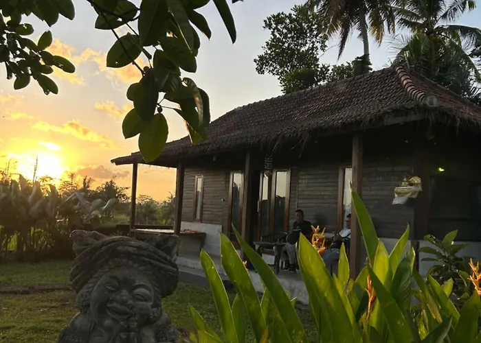 Genitri Lodge *